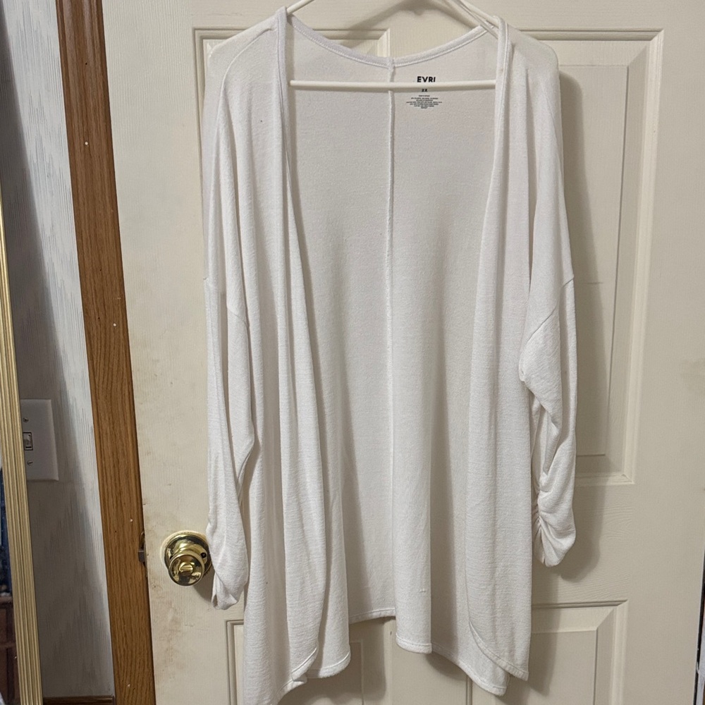 EVRI White Open-Front Lightweight Cardigan